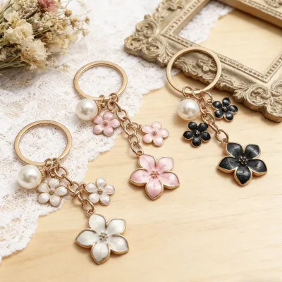 Sweet Multi Floral Pendant Key Chain Imitation Pearl Decor Key Holder Fashion Lady Purse Charm Ornament