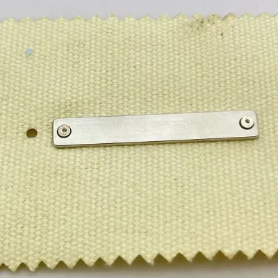 Gold Plating Metal Logo Tag for Clothing Shoes & Bags Paper Safety Labels Engraved for Garments & Handbags