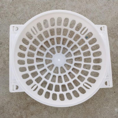 New Pigeon Breeding Plastic Mesh Bird Nest Hanging Pigeon Cage Egg Nest for Birds