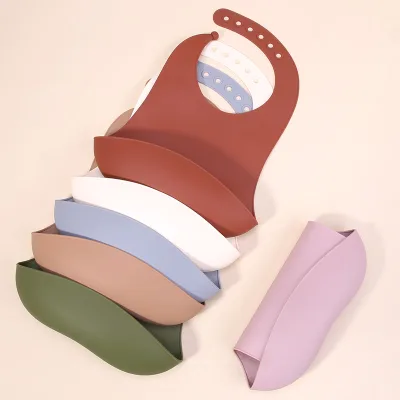 Wholesale Customized Waterproof Baberos De Silicone Baby Bibs Set