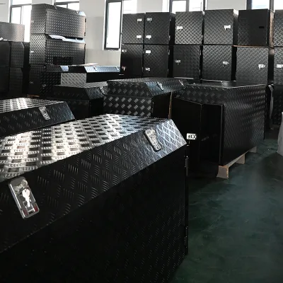Powder Coated Heavy-Duty Truck Tool Box OEM/ OBM Customizable Waterproof Anti-Theft 150kg Load Capacity 22