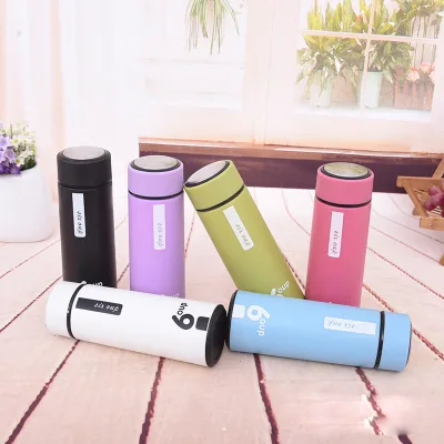 Eco-Friendly 0.4L Glass Water Bottle Silicone Sleeve Classic Business Style Heat Resistant Customizable Logo for Sports Drink