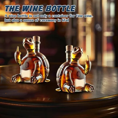 Luxury Gift Turtle Glass Decanter with Wooden Box for Whiskey Aficionados