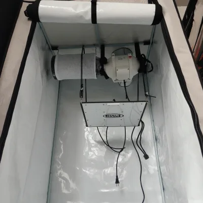 Insulated Plant Tent with 4 Inch 190CFM Inline Fan, Carbon Filter and 4ft Ducting Combo Grow Tent
