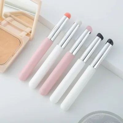 Professional Blending Concealer Makeup Tool Finger Pad Soft Head Portable Lip Mask Lipstick Silicone Lip Brush