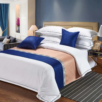 Hotels Bed Linen Luxury Customized Bed Runner with Pillows Bed Set Hotel Runner