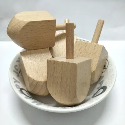 Wooden Spinning Top Toys Traditional Wood Spin up Toy Child Beech Wood Spinning Top