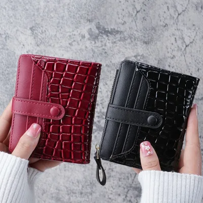 2026 New Unisex PU Waterproof Stone Crocodile Wallet Buckle Short Korean-style Zipper Hasp Wrist Strap Multi-card Coin Polyester