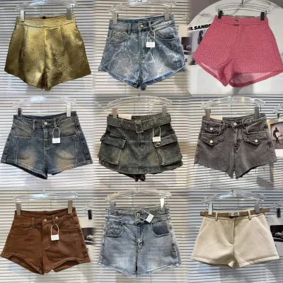High-waisted Women's Denim Shorts, Large-sized Casual and Slim-fit Jeans, Sexy and Passionate Girl Style Snap Fastener Style