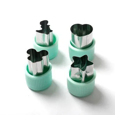 Good Quality Hot Set 4-piece With ABS HandleMetal Christmas Mini Cookie Cutter