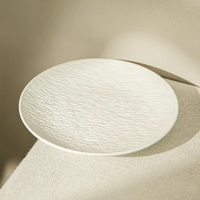 High-end Textured White Ceramic Dinner Plate Light-Luxury Microwave Safe Tableware Serving Platter for Pasta Steak Household Use