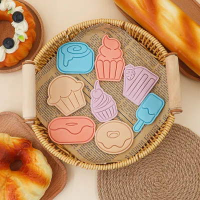Dessert Series 3D Cartoon Biscuit Mould DIY Strawberry Cake Design Customized Cookie Press Eco-Friendly Plastic