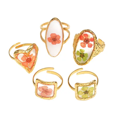 Women 18K Gold Plated Stainless Steel Nature Art Open Wholesale New Eco-friendly Clear Resin Sealed Dried Flower Rings