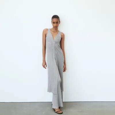 OEM Wholesale Summer Fashion Custom logo V-neck Sleeveless Knitted Maxi Casual Women's Dresses