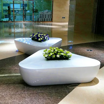 Y096 Triangle flowerpot seat Chair modern Custom various sizes nordic modern glazed planter FRP plant flower pot seating