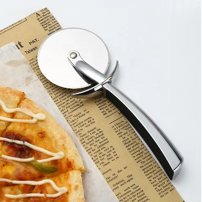 Zinc Alloy Foldable Pizza Cutter Roller Knife with Non-Slip Feature Cake Spatula & Pancake Cutter Baking Tools