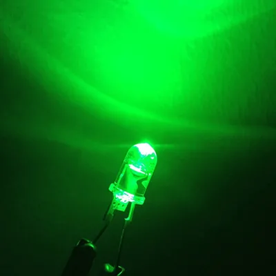 30000mcd Ultra Bright Through Hole F5 Clear Round Dip 30deg 5mm Green LED 520nm 530nm