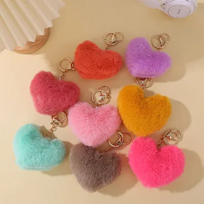 In-stock Handmade Instagram-style Plush Peach-heart Pom-pom Keychain Car Charm Womens Luggage Bag Pendant Couples