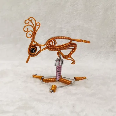 Creative Handmade Wire Bird Model Ornaments for Sale at Street Vendors' Stalls and As Entrepreneurial Products