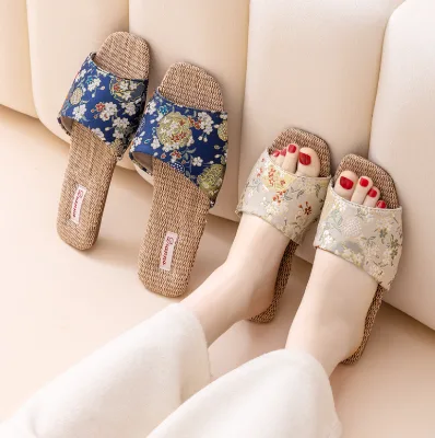 Chinese Style Linen Slippers Embroidered Non Slip Breathable Couple Home Slippers