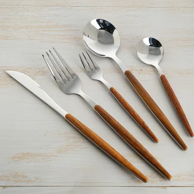 Set Mirror Polish 24pcs Cutlery Set with Gift Box Flatware Set Premium Stainless Steel Cutlery Spoon and Fork for Restaurant
