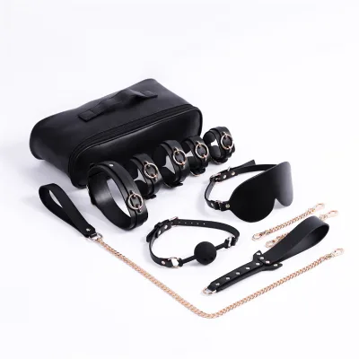 New Bondage Gear Real Leather BDSM Set Bondage Kit Hand Cuffs Sex With Handbag for BDSM Bondage Restraints