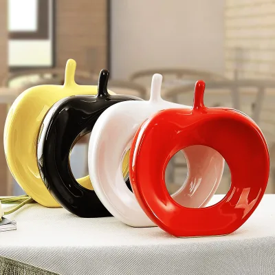 2021 Fashion Modern Ceramic Golden Color Apples Furnishing Articles Hollow Out apple Craft Ornaments Simple Home Decoration