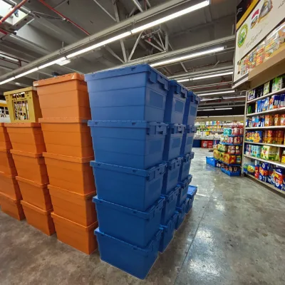 Portable Stackable Plastic Crate Box With Lid for Storage of Tomatoes and Seafood Design for Supermarket Use