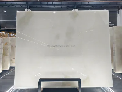 Premium Natural Backlit Onyx Slab Luxury Modern Dining Wall Cladding Polished Translucent Cream White Onyx