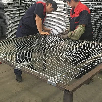 Galvanized Easily Installed Industrial Storage Wire Mesh Decking Panel With Support Channel