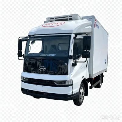 B-YD 5-8 Tons EV Freezer Van Refrigerator Truck Reefer Vehicle with 301-400 km Range and 151kWh Battery for Sale
