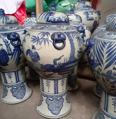Special shape dark blue and white floral ginger jar handmade home decoration temple jar