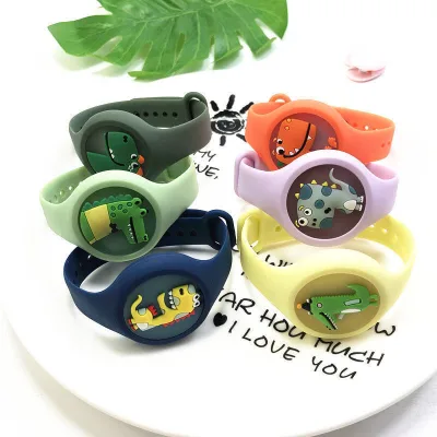 Hot Sell Children Cartoon Pattern Anti-mosquito Silicone Wristband Mosquito Repellent Bracelet with Lamp