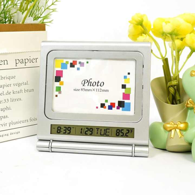 Customizable Classical LCD Photo Frame Clock Battery Supply Digital Desk Office Table Clock for Household Home Office Study