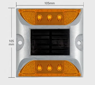 Heavy Duty IP68 Waterproof 20+ Tons Cast Aluminum CE RoHS High-Intensity Prismatic Reflective >800M Visibility for Highway Solar