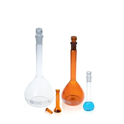 5ml-1000ml Clear/Amber Glass 3.3 Borosilicate Volumetric Flask with Glass Stopper and Certificate