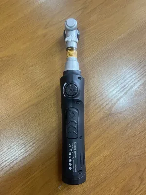 Hot Sale Car Detailing Machine Cordless Mini Dual Action Polisher Portable Corneal Small Polisher