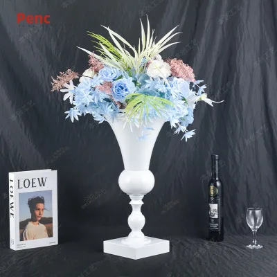 For Bestseller Chinese-made European-Style Metal Vase Wedding Main Table Prop Electroplated Ironwork Golden Dried Flower