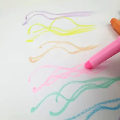 Hot Seller Bulk Blister Pack Rotatable Smooth Drawing Sticks Light Macaron Hues for Children Activity Giveaway Gifts