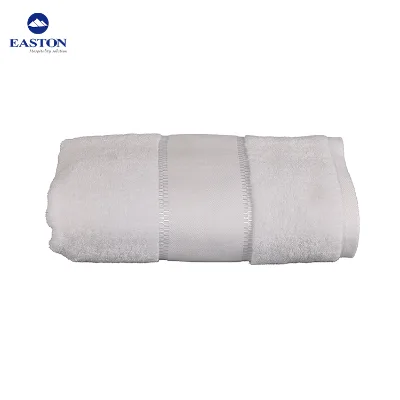 High Quality 600gsm 100% Cotton Bath Towel Hotel Customized White Cotton Towel