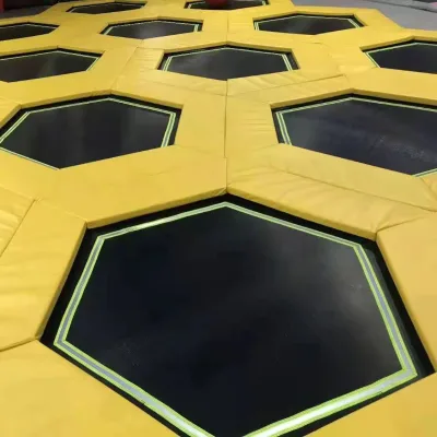 Custom Hexagonal pp Trampoline Mat High Quality Jumping Trampoline Mat Indoor and Outdoor for Men and Women