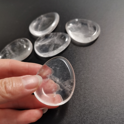 Huiying New Natural crystals stones clear quartz worry stones for spiritual relief therapy Crafts