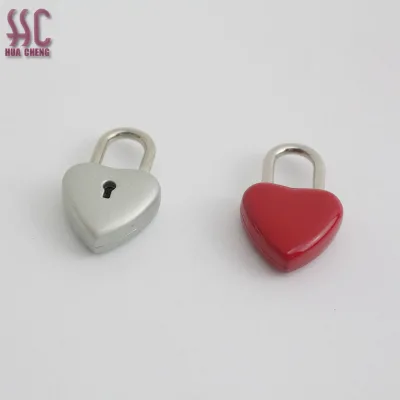 heart-shaped metal lock for handbag,fashion lock for bag accessory,2014 hot sale heart-shape lock with key