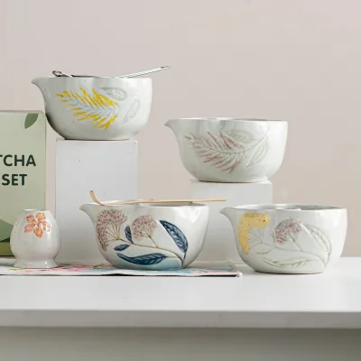 Eco-Friendly Luxury Matcha Tea Set Chawan Bowl Frothy Green Tea Scalloped Flower Rim Speckled Ceramic Whisk Chasen Sakura Mat