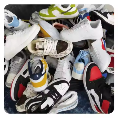 A wide variety of brand-new mixed and matched products.