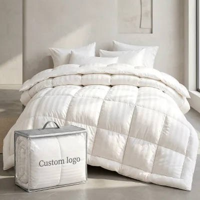 Custom logo Soft  Microfiber  Winter Summer Hotel Grade Comforter Bedding  Duvet Quilt Blanket Vacuum Package for Home Hotel