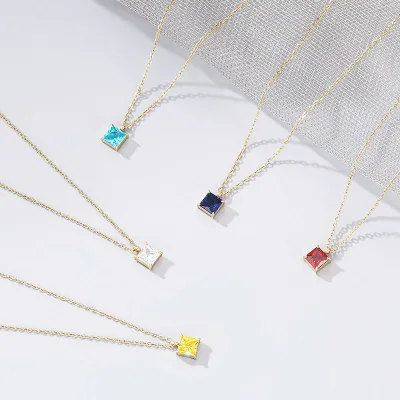 Fine Jewelry Stainless Steel Ins Necklaces Wholesale square Zircon Glowing Crystal Stone Holder 14k Gold Necklace Women