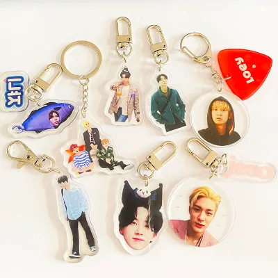 Custom Printed Korean Popular Star Anime Acrylic Keychain Transparent Acrylic Idol Star Keychain Acrylic Anime Keychain Supplier