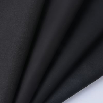 Manufacturer Comfortable Luxury Design 0.8mm Black Synthetic Leather Fabric Roll