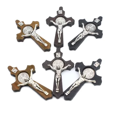 3.5*6cm Wooden Cross Bitter Image Catholic Jesus Christ Pendant Accessories Religious Jewelry